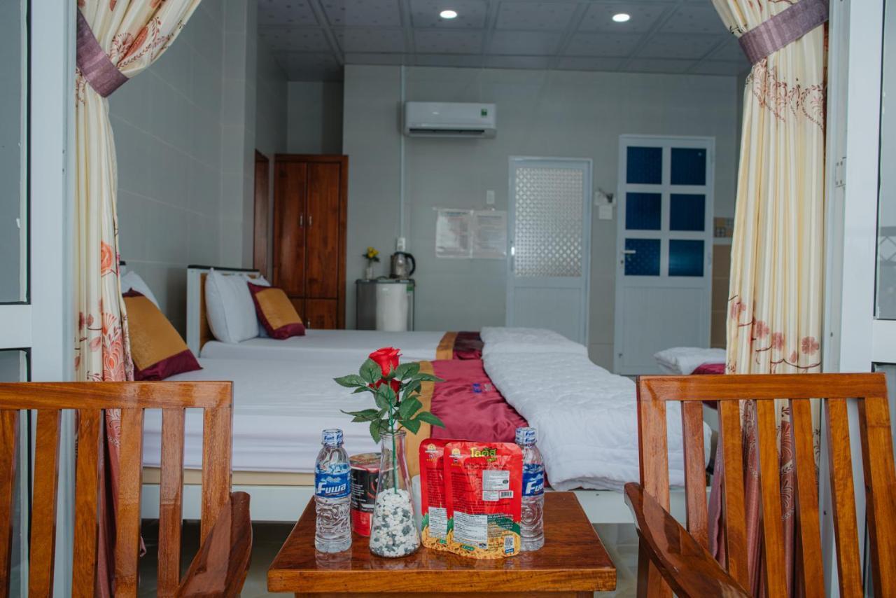 Hiep Hoa Hotel Тяудок Екстер'єр фото